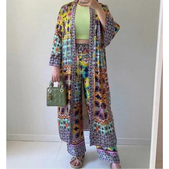 Zara Printed Satin Kimono Size Small - Picture 5 of 11